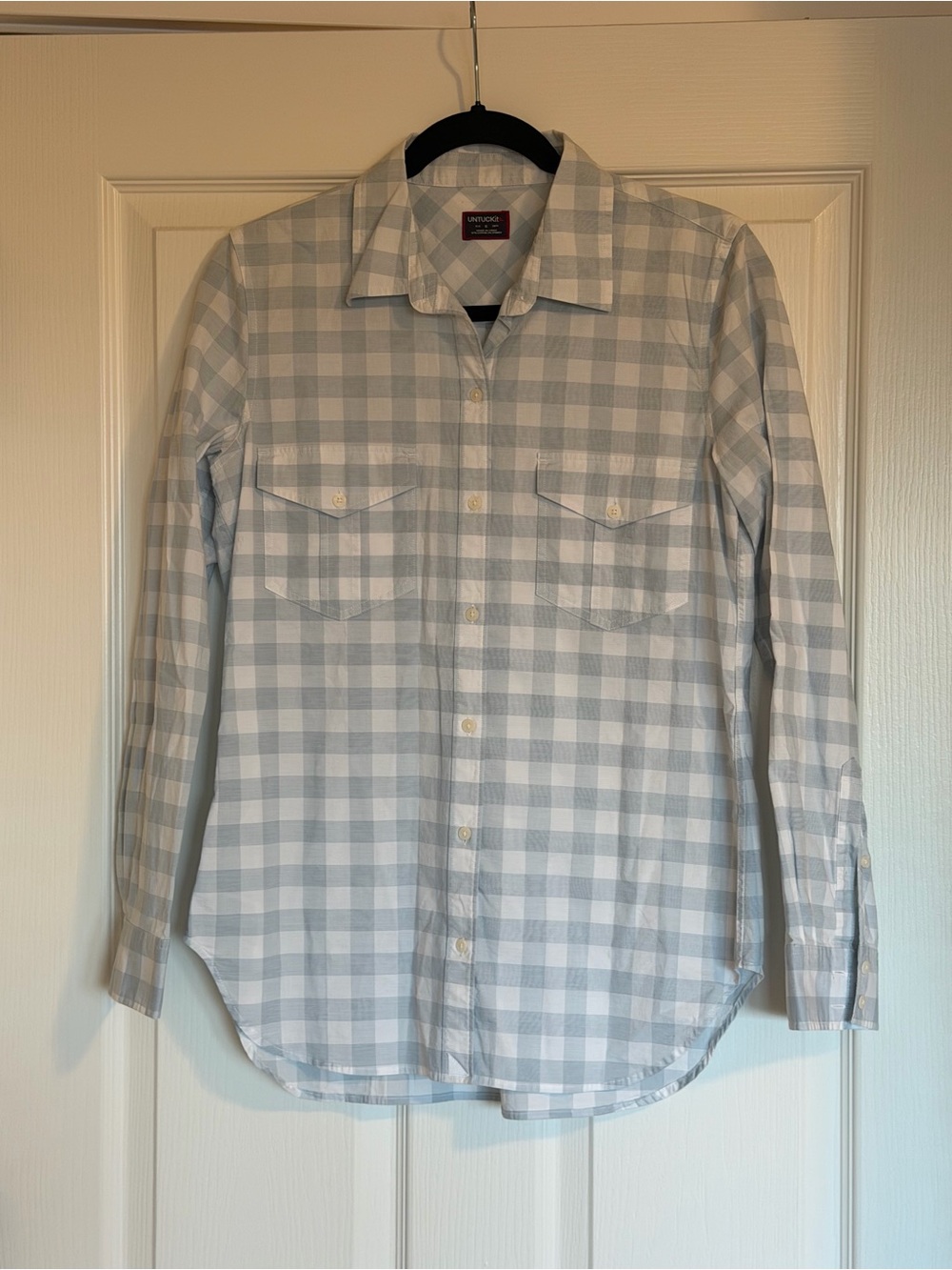 UNTUCKit Women’s Light Blue & White Check Casual Button-Down Shirt